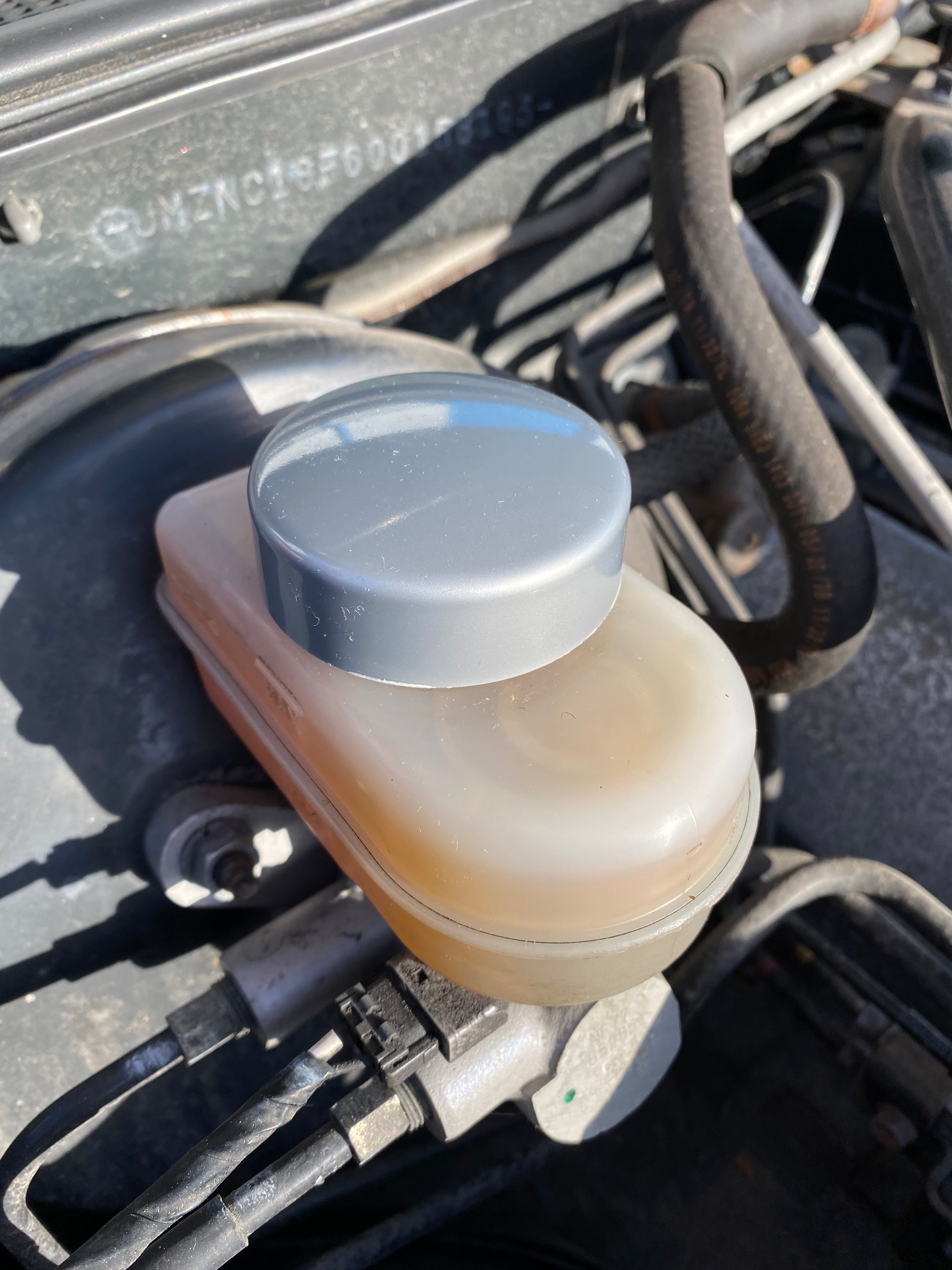 Proform Brake Reservoir Cap Cover - Mazda MX5/Miata Mk3/3.5/NC (Plastic Finishes)