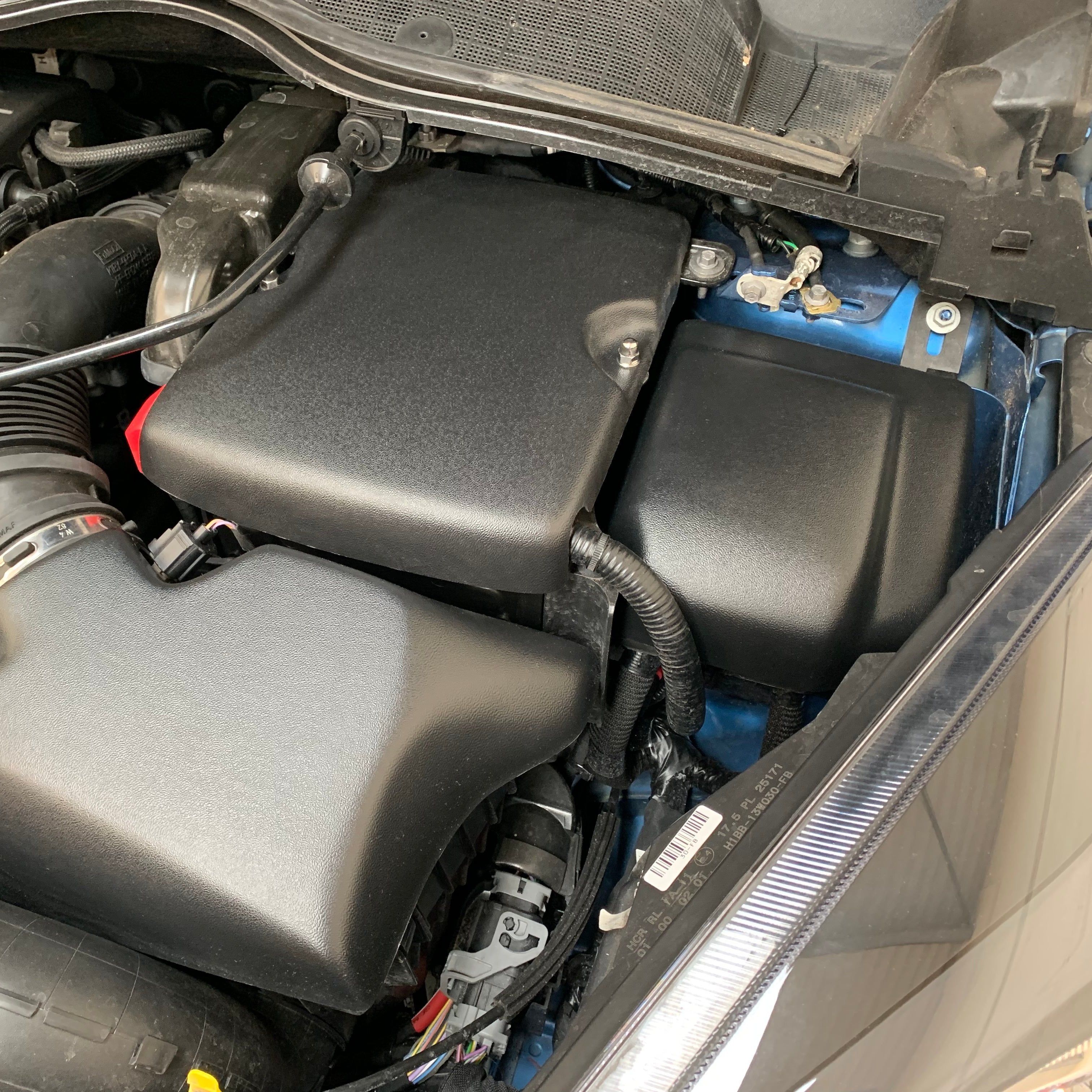 Proform Sicherungskastenabdeckung – Mk8/8.5 Fiesta &amp; Mk2 Puma (Kunststoffoberflächen)