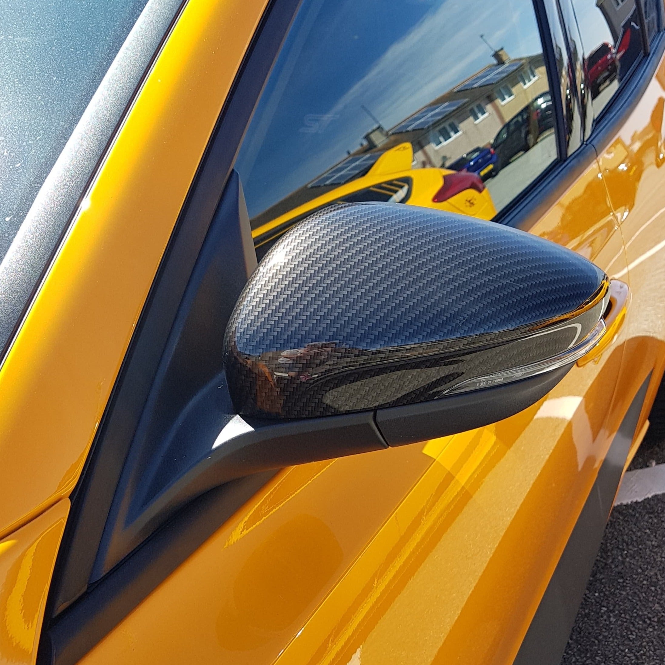 Mirror Caps - MK4/4.5 Focus - Hydrodipped Carbon Fibre Effect