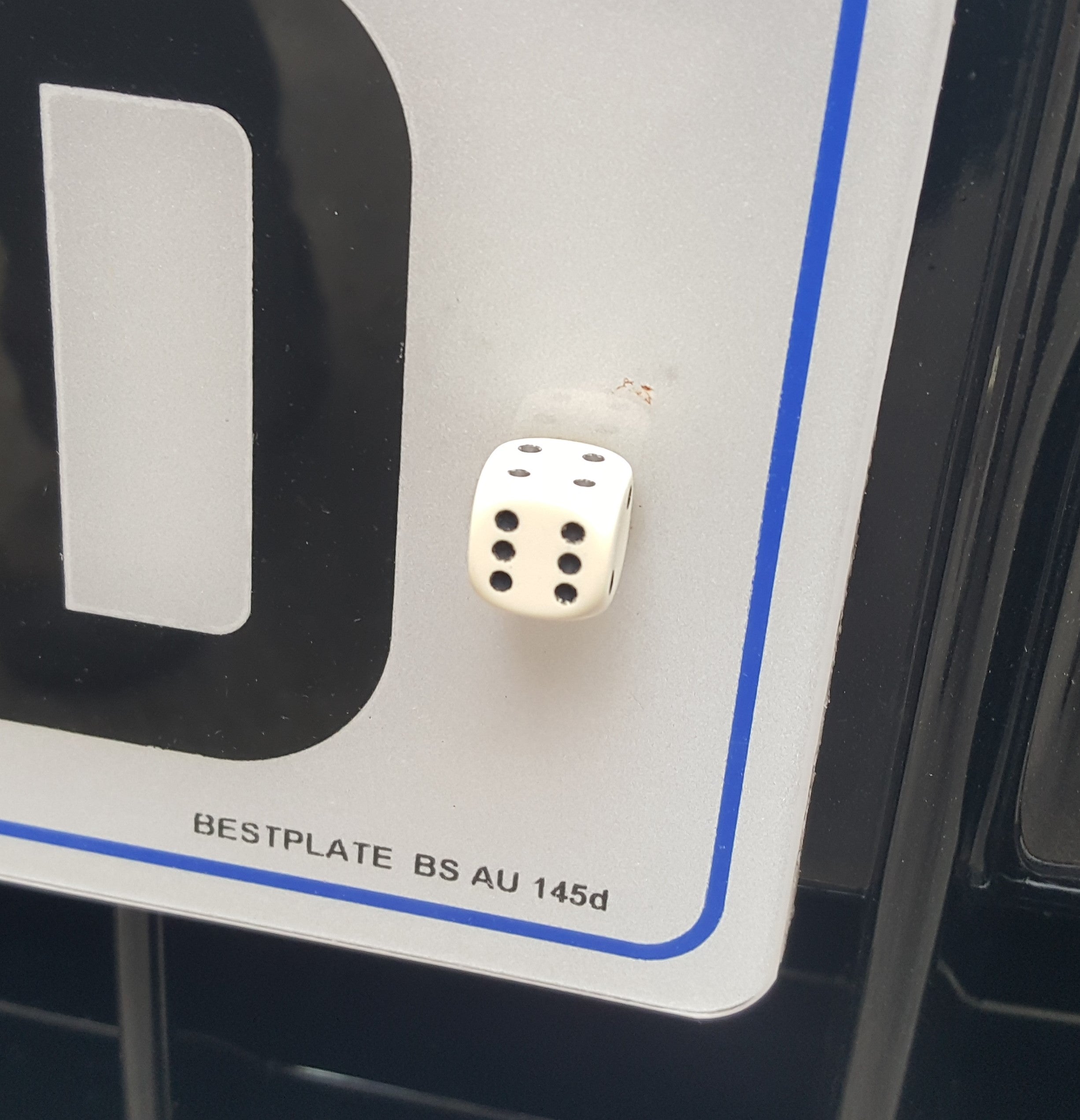 Number Plate Dice Screws - Front