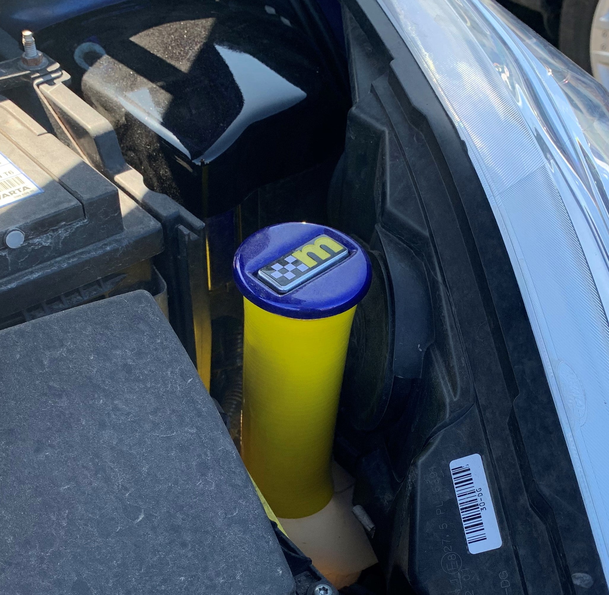Washer Bottle Filler Neck Sleeve - Mk7/7.5  Fiesta inc ST180 - Yellow
