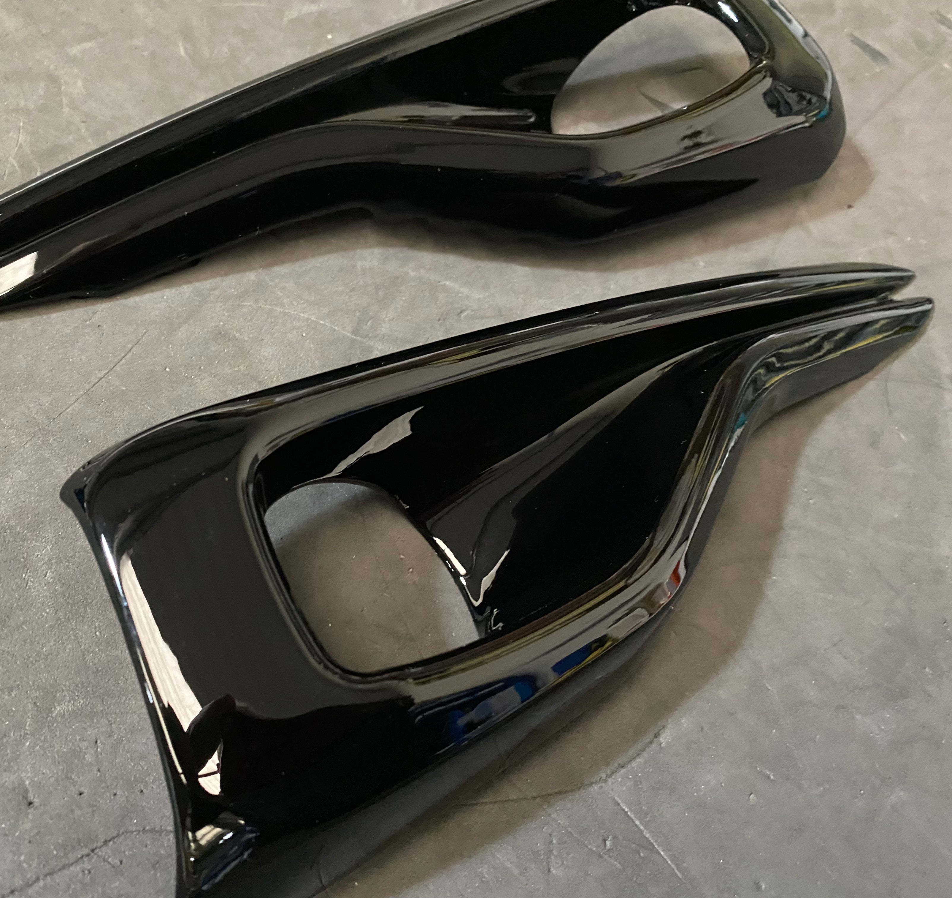 Fog Light Trims Painted/ Hydrodipped - Ford Focus MK4 ST/ ST-Line